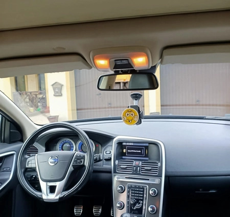 Volvo XC 60 cena 45000 przebieg: 338000, rok produkcji 2011 z Tuszyn małe 436